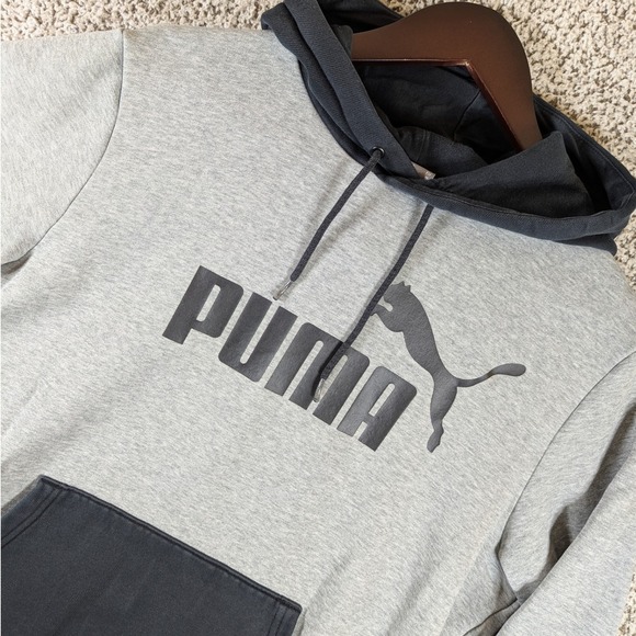 Puma Hoodie Pullover Sweatshirt Gray Black Colorblock Mens‎ Size M - Picture 1 of 10